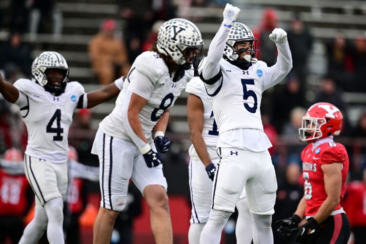 YSU collapses in 2nd half, as Yale hands Penguins 43